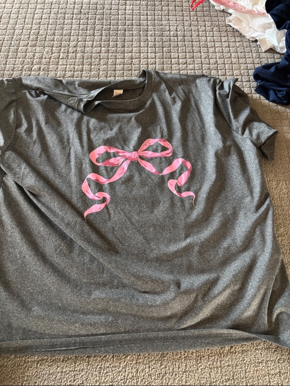 ' Gray Tee with Pink Bow Graphic
